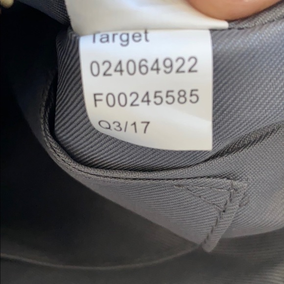 A New Day - Gray vegan leather crossbody purse - Picture 7 of 7